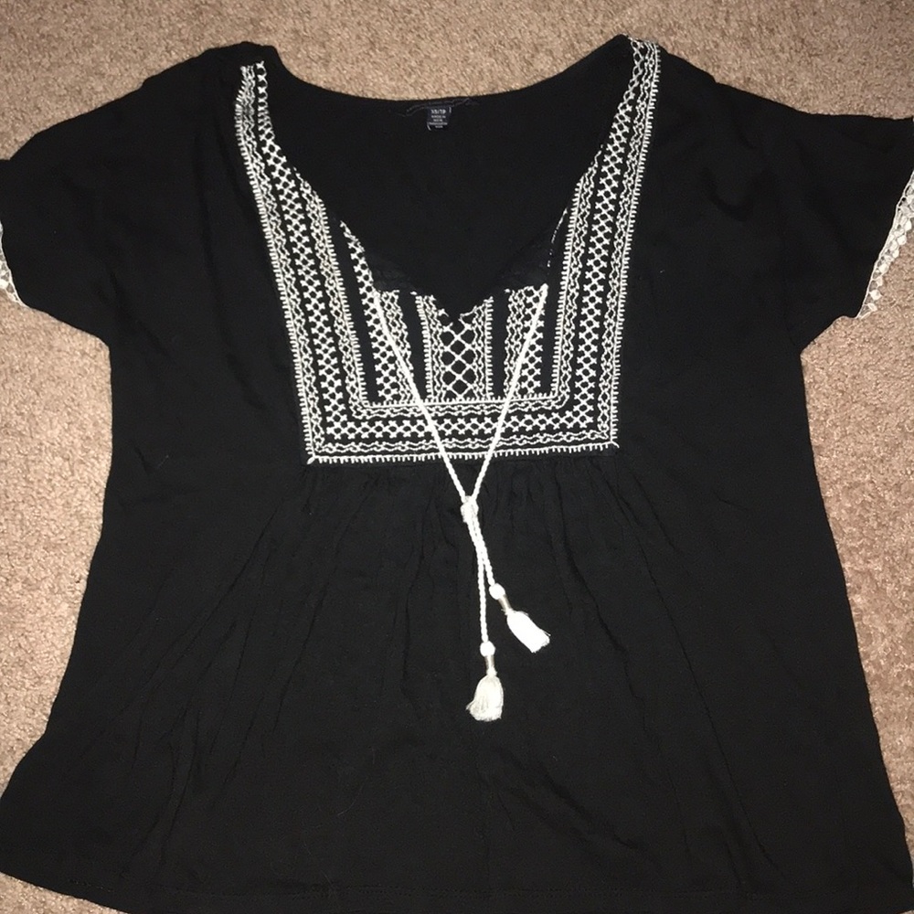 Women’s flowy shirt